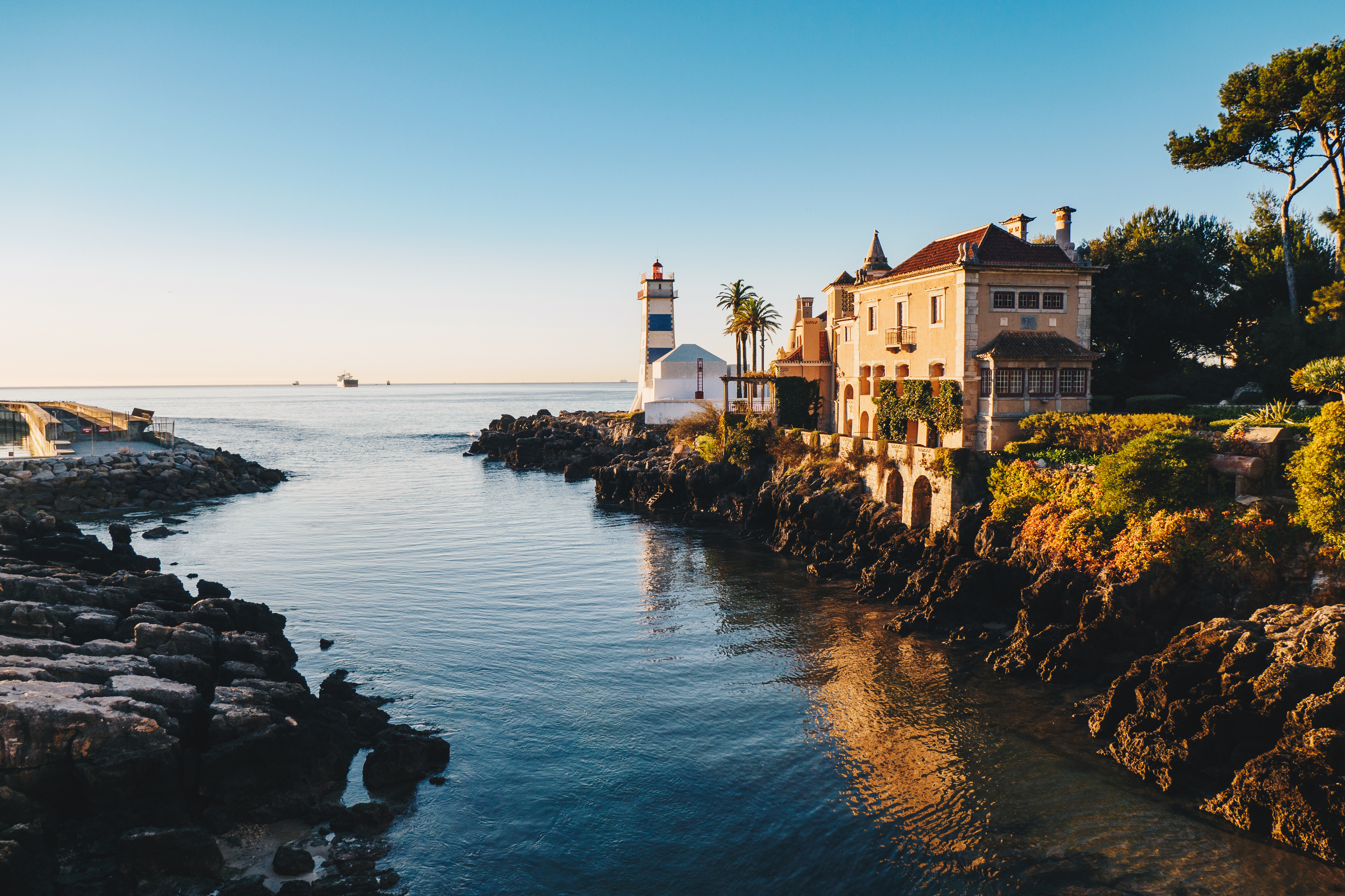 Cascais_AdobeStock_180016731.jpeg